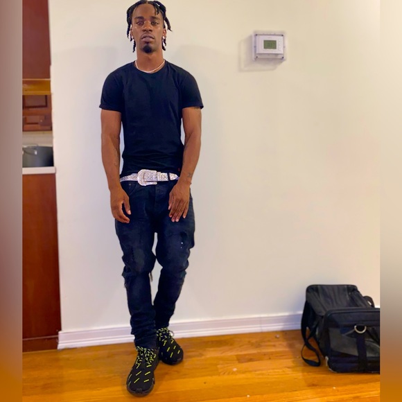 Meet your Posher, Shomari - Picture 1 of 1